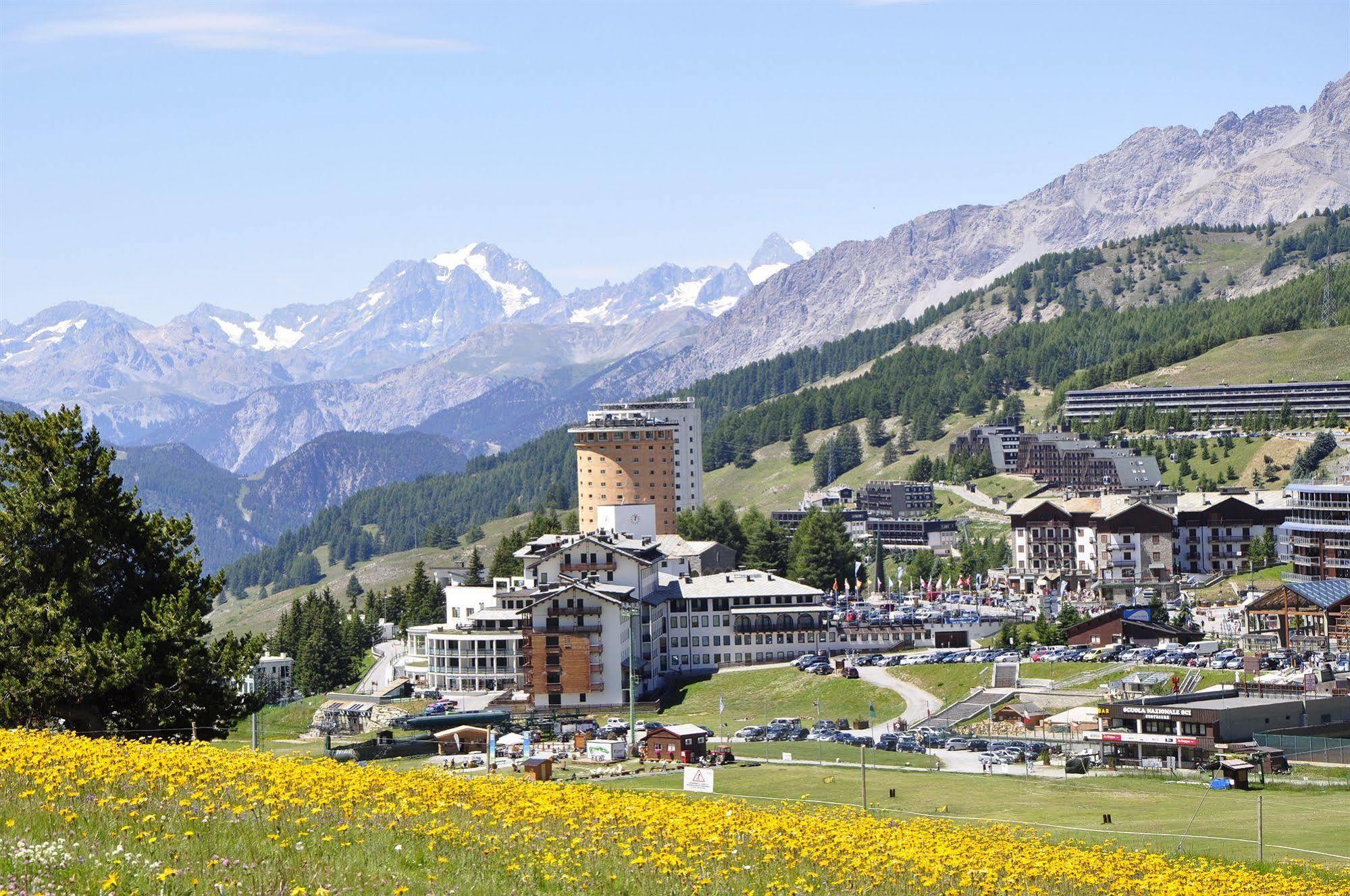 Olimpic Village Th Sestriere Apartments ภายนอก รูปภาพ
